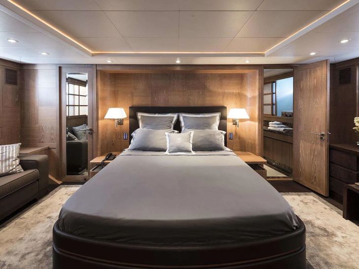 KALIMERA Cantieri di Pisa 31m - VIP cabin 1 KALIMERA Cantieri di Pisa 31m - VIP cabin 1