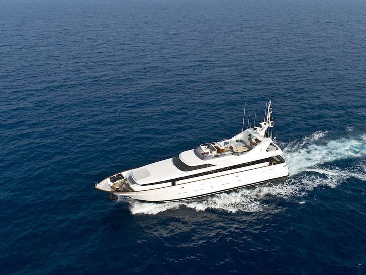 KALIMERA Cantieri di Pisa 31m - cruising KALIMERA Cantieri di Pisa 31m - cruising