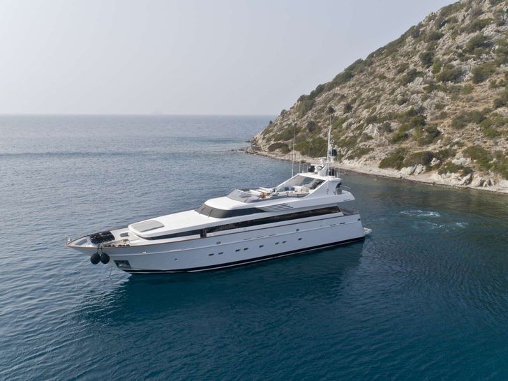 KALIMERA Cantieri di Pisa 31m - profile KALIMERA Cantieri di Pisa 31m - profile