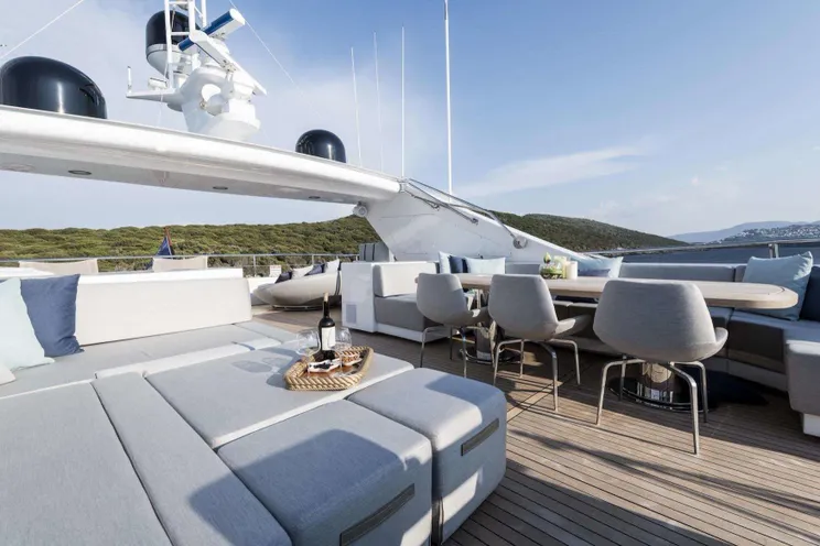 Charter Yacht KALIMERA - Cantieri di Pisa 31m - 5 Cabins - Athens - Mykonos - Paros - Cyclades - Greece