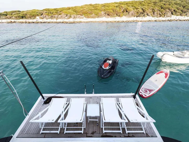 KALIMERA Cantieri di Pisa 31m - swim platform with water toys KALIMERA Cantieri di Pisa 31m - swim platform with water toys