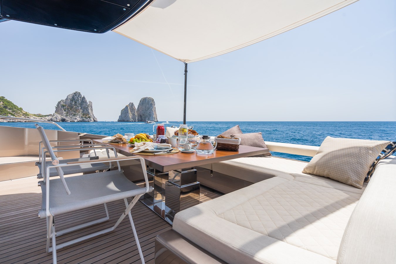 Charter Yacht KAR - Riva Folgore 88 - 4 Cabins - Salerno - Sorrento - Amalfi Coast - Italy