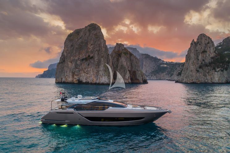 Charter Yacht KAR - Riva Folgore 88 - 4 Cabins - Salerno - Sorrento - Amalfi Coast - Italy