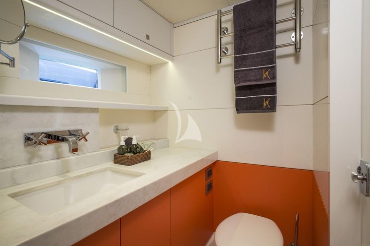 Charter Yacht KARIBU - Oyster 885 - 4 Cabins - Split - Dubrovnik - Hvar - Croatia