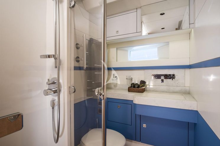 Charter Yacht KARIBU - Oyster 885 - 4 Cabins - Split - Dubrovnik - Hvar - Croatia