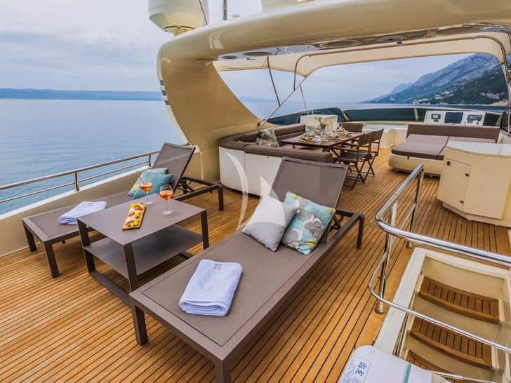 KARISMA Canados 86 - flybridge KARISMA Canados 86 - flybridge