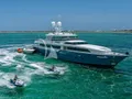 KASHMIR Splendor 133 - with the jet skis KASHMIR Splendor 133 - with the jet skis