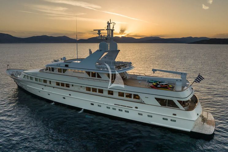 Charter Yacht KASSANDRA - Feadship 47m - 7 Cabins - Athens - Mykonos - Paros - Cyclades - Greece