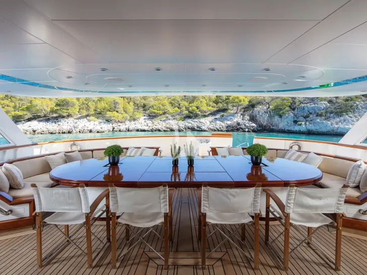 KASSANDRA Feadship 47m - main aft deck alfresco dining area KASSANDRA Feadship 47m - main aft deck alfresco dining area
