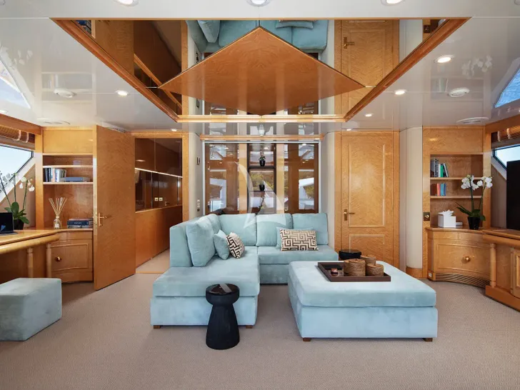 KASSANDRA Feadship 47m - sky lounge couch KASSANDRA Feadship 47m - sky lounge couch