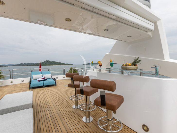 KATARIINA 37m Sunseeker Bar KATARIINA 37m Sunseeker Bar