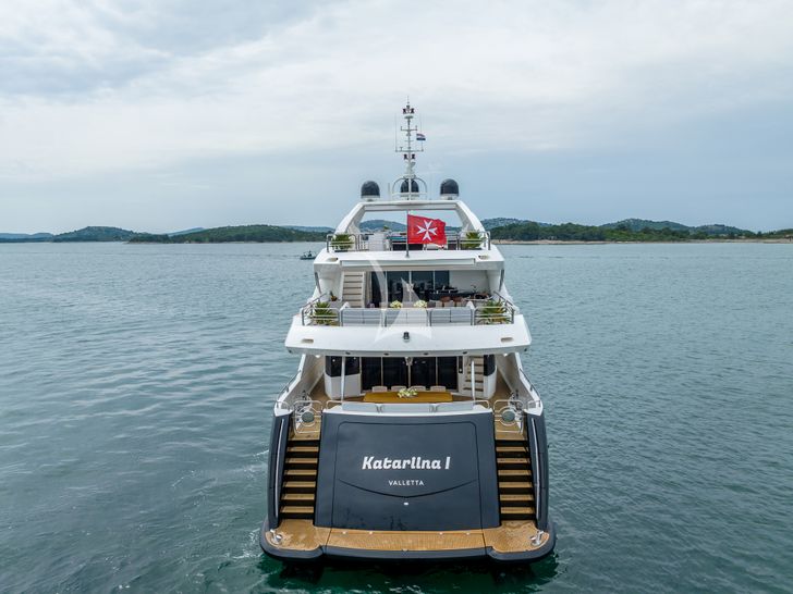 KATARIINA 37m Sunseeker Stern KATARIINA 37m Sunseeker Stern