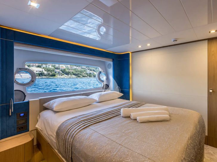 KATARIINA XO Ferretti 960 - VIP cabin 3 KATARIINA XO Ferretti 960 - VIP cabin 3