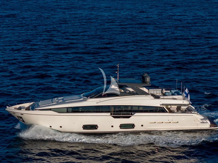 KATARIINA XO Ferretti 960 - cruising KATARIINA XO Ferretti 960 - cruising