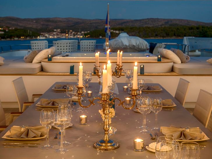 KATINA Brodosplit BSO 60 Alfresco Dining Details KATINA Brodosplit BSO 60 Alfresco Dining Details