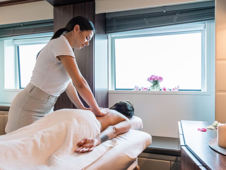 KATINA Brodosplit 60m - massage room KATINA Brodosplit 60m - massage room