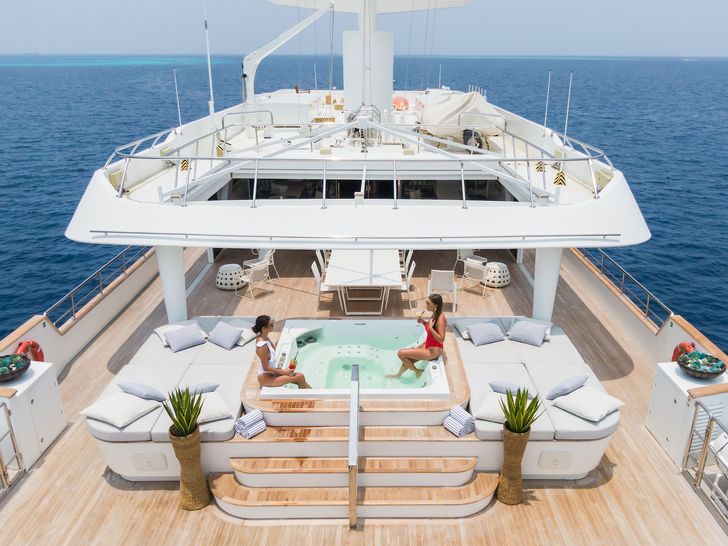 KATINA Brodosplit 60m - sky deck aft bar KATINA Brodosplit 60m - sky deck aft bar