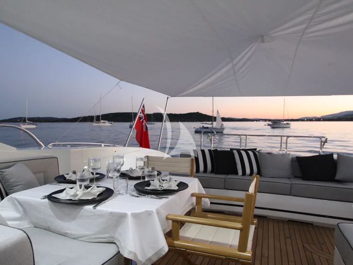 KAWAI Mangusta 92 - aft deck KAWAI Mangusta 92 - aft deck