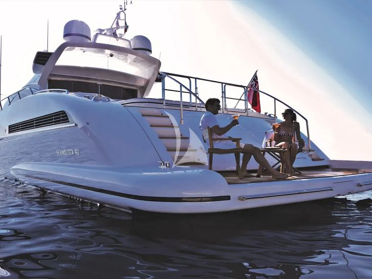 KAWAI Mangusta 92 - stern and swimming platform KAWAI Mangusta 92 - stern and swimming platform