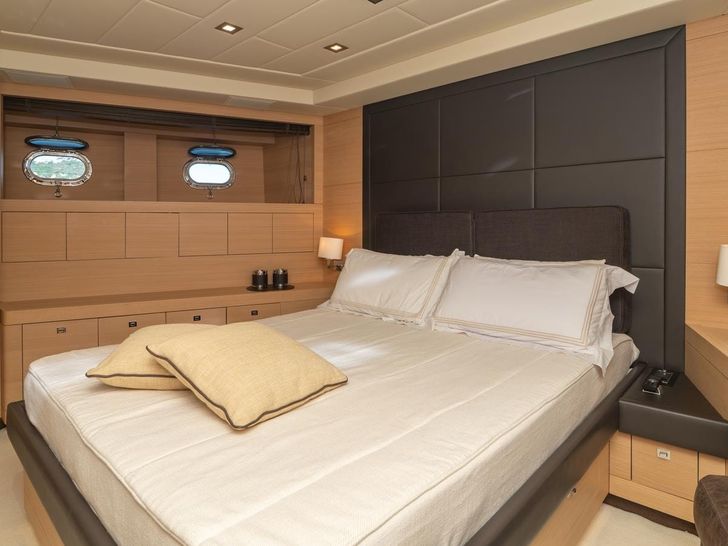 KAWAI Mangusta 92 - VIP cabin 1 KAWAI Mangusta 92 - VIP cabin 1