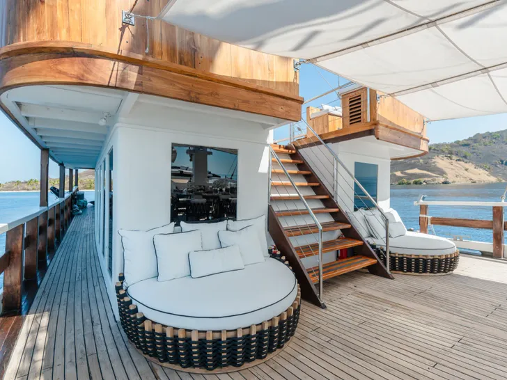 KAYRA Phinisi 38m - main aft deck KAYRA Phinisi 38m - main aft deck