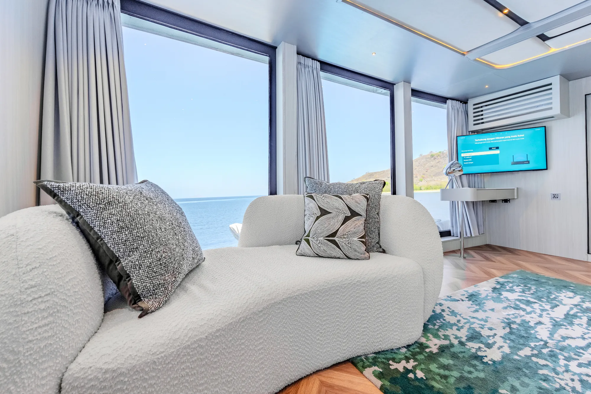 Charter Yacht KAYRA - Phinisi 38m - 4 Cabins - Labuan Bajo - Komodo - Indonesia