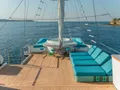 KAYRA Phinisi 38m - sundeck sunbathing area KAYRA Phinisi 38m - sundeck sunbathing area