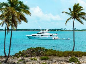 KEMOSABE - Westport 112 - 4 Cabins - Nassau - Exumas - Bahamas KEMOSABE - Westport 112 - 4 Cabins - Nassau - Exumas - Bahamas