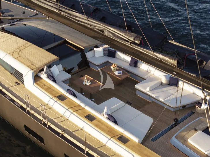 KIBOKO4 Southern Wind Shipyard SW108 - upper deck lounge KIBOKO4 Southern Wind Shipyard SW108 - upper deck lounge