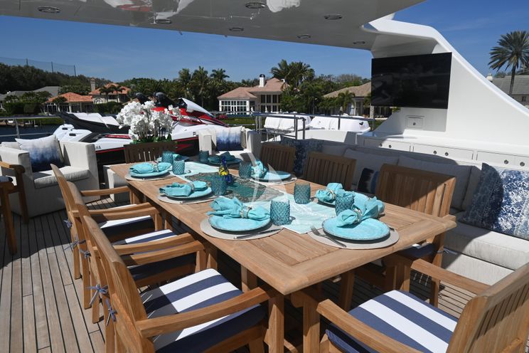 Charter Yacht KIMBERLIE - IAG 127 - 6 Cabins - Nassau - Exumas - Bahamas