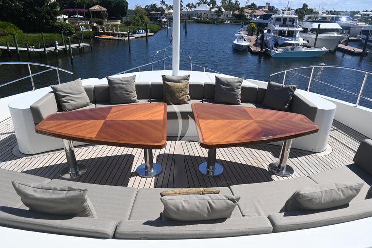 Charter Yacht KIMBERLIE - IAG 127 - 6 Cabins - Nassau - Exumas - Bahamas