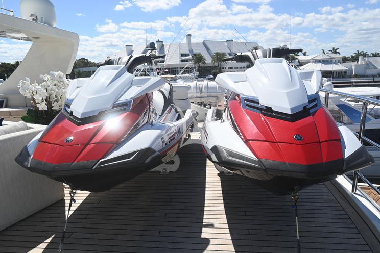 Charter Yacht KIMBERLIE - IAG 127 - 6 Cabins - Nassau - Exumas - Bahamas