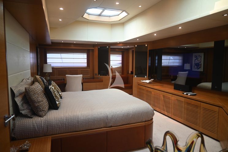 Charter Yacht KIMBERLIE - IAG 127 - 6 Cabins - Nassau - Exumas - Bahamas