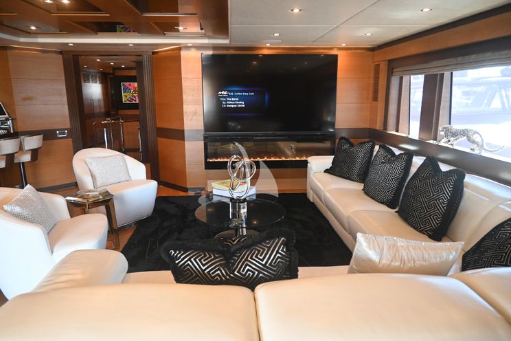 Charter Yacht KIMBERLIE - IAG 127 - 6 Cabins - Nassau - Exumas - Bahamas