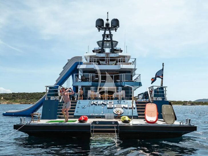 KING BENJI Dunya Custom Yacht 47m - aft shot KING BENJI Dunya Custom Yacht 47m - aft shot