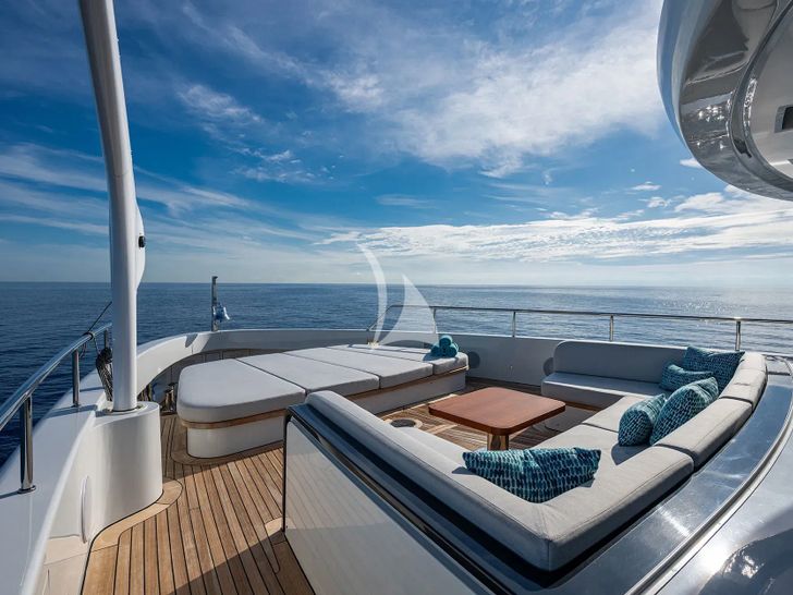 KINGS LAIR Benetti Bow KINGS LAIR Benetti Bow