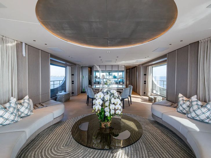 KINGS LAIR Benetti Main Saloon KINGS LAIR Benetti Main Saloon