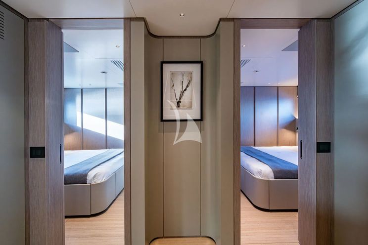 Charter Yacht KINGS LAIR - Benetti Oasis 34m - 5 Cabins - Nassau - Exumas - Bahamas