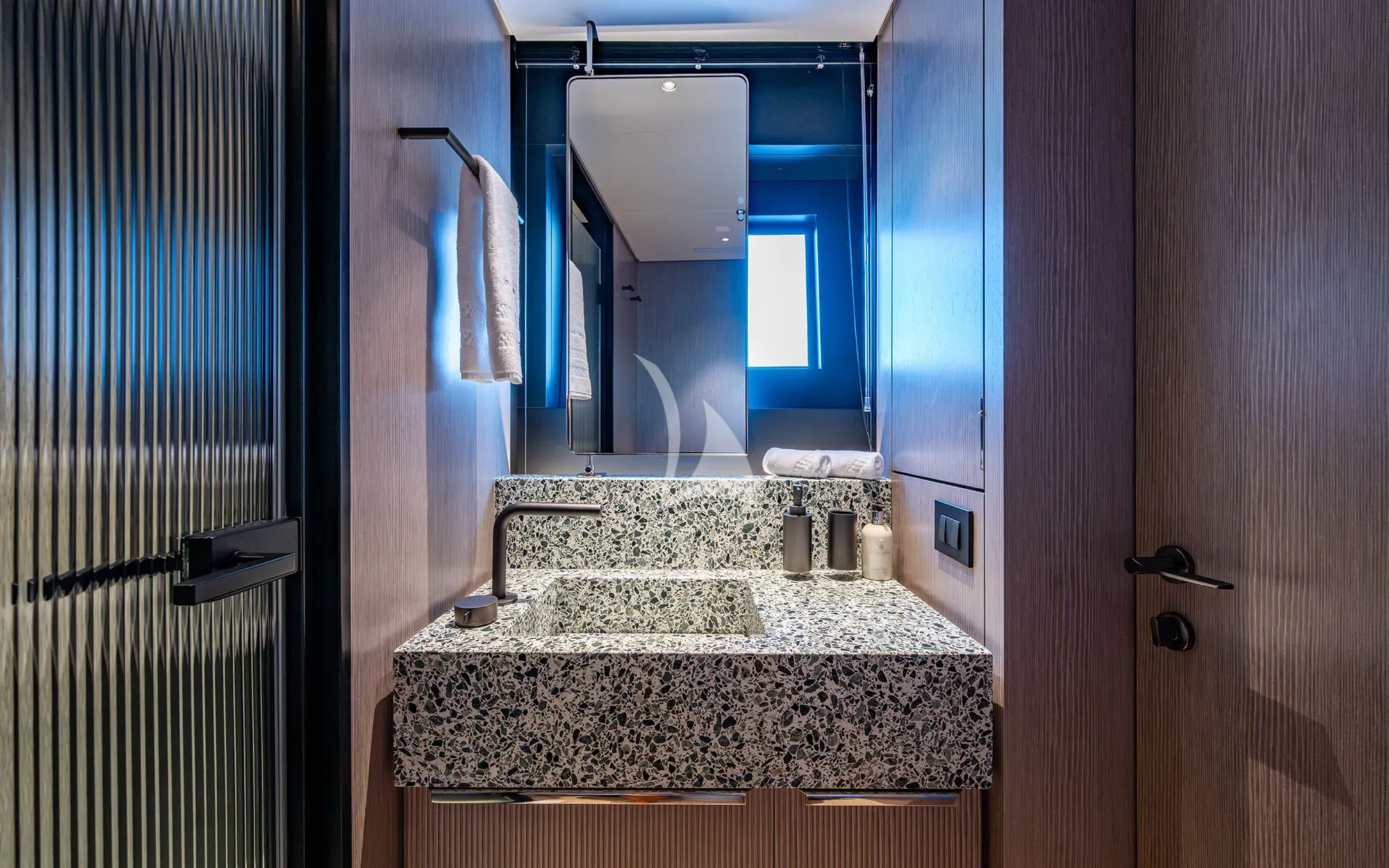 Charter Yacht KINGS LAIR - Benetti Oasis 34m - 5 Cabins - Nassau - Exumas - Bahamas