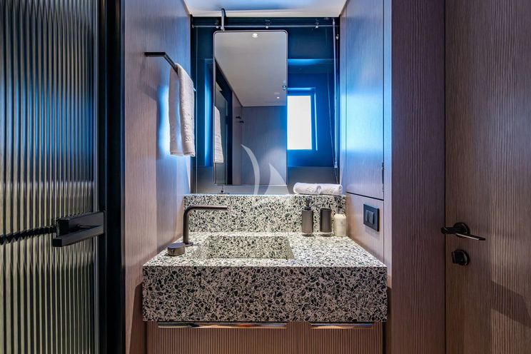 Charter Yacht KINGS LAIR - Benetti Oasis 34m - 5 Cabins - Nassau - Exumas - Bahamas