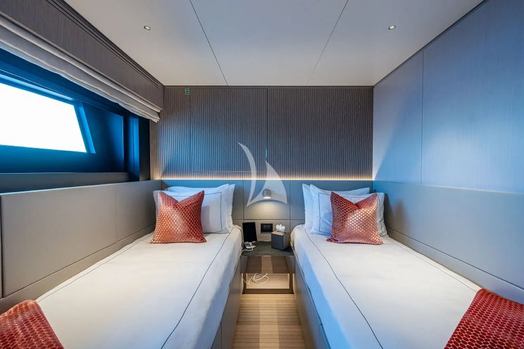 Charter Yacht KINGS LAIR - Benetti Oasis 34m - 5 Cabins - Nassau - Exumas - Bahamas