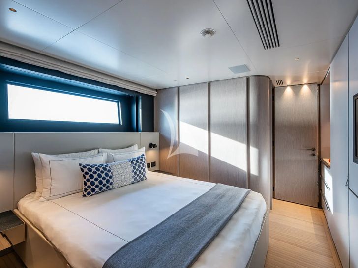 KINGS LAIR Benetti VIP KINGS LAIR Benetti VIP