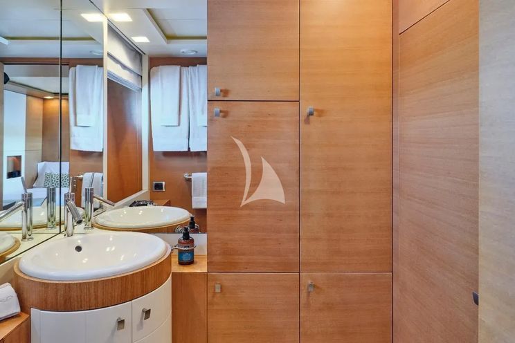 Charter Yacht KINTARO - Cantieri di Pisa Akhir 125 - 6 Cabins - Athens - Mykonos - Paros - Cyclades - Greece