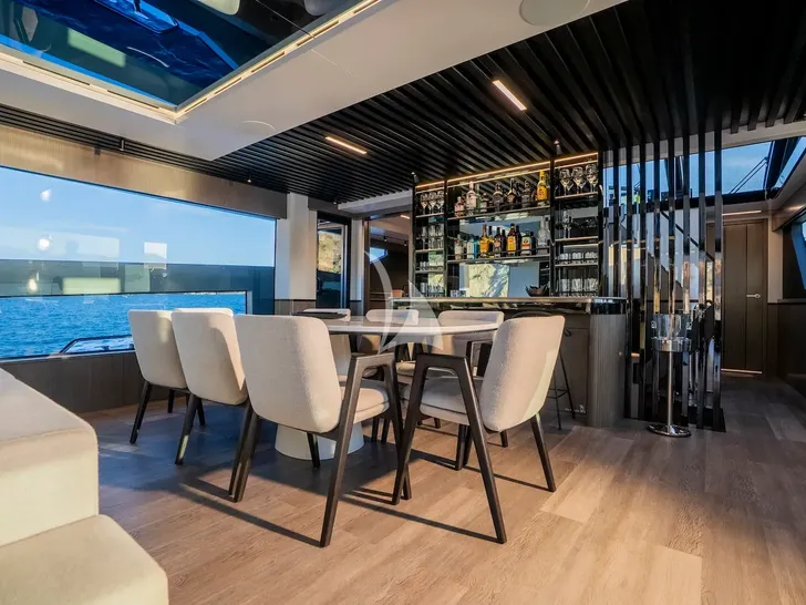 KNEAD IT Pearl 82 - main dining area KNEAD IT Pearl 82 - main dining area