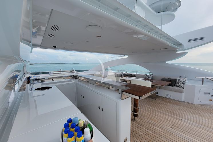 Charter Yacht KNIGHT - Heesen 5000 Alu - 5 Cabins - Bora Bora - Raiatea - Tahiti - French Polynesia
