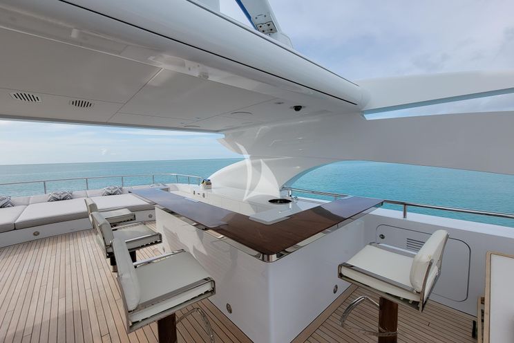 Charter Yacht KNIGHT - Heesen 5000 Alu - 5 Cabins - Bora Bora - Raiatea - Tahiti - French Polynesia