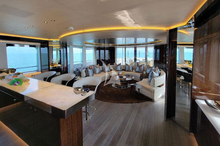 Charter Yacht KNIGHT - Heesen 5000 Alu - 5 Cabins - Bora Bora - Raiatea - Tahiti - French Polynesia