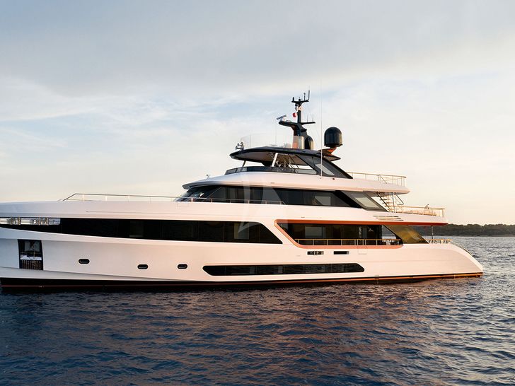 KOJU Benetti 121 Exterior