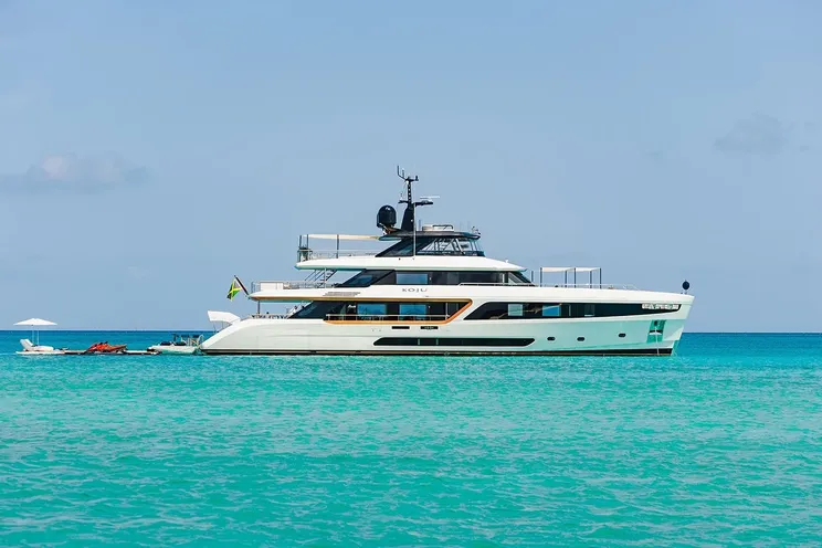 Charter Yacht KOJU - Benetti Motopanfilo 37m - 5 Cabins - Nassau - Exumas - Bahamas