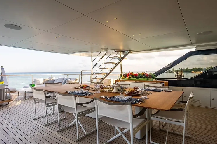 Charter Yacht KOJU - Benetti Motopanfilo 37m - 5 Cabins - Nassau - Exumas - Bahamas